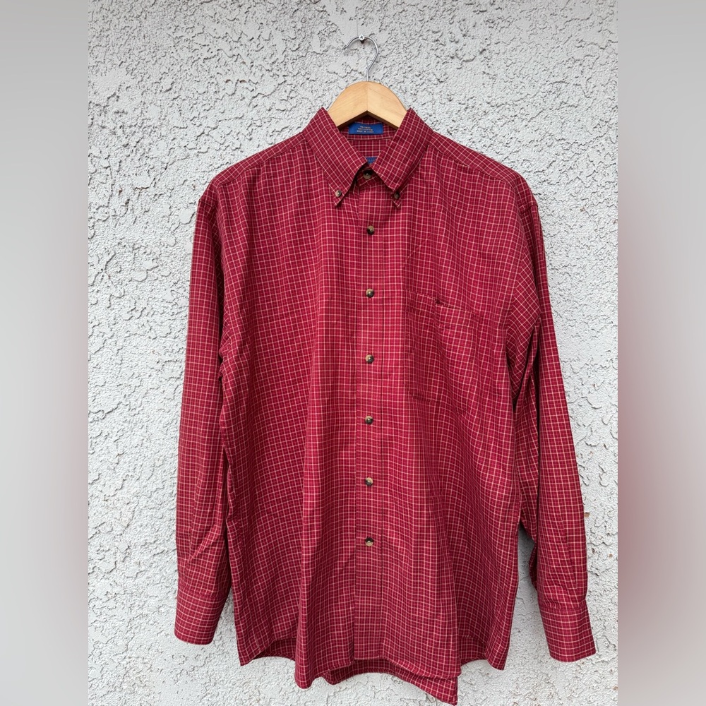 Pendleton Red Plad Button Up Shirt. Size M